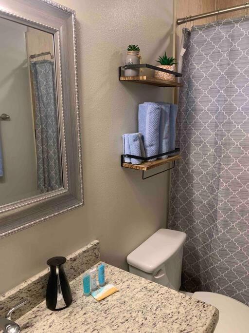 Cozy 3 Bed 2 Bath Apartment, Near Shopping Plazas, Expressway And Free Parking Edinburg Kültér fotó