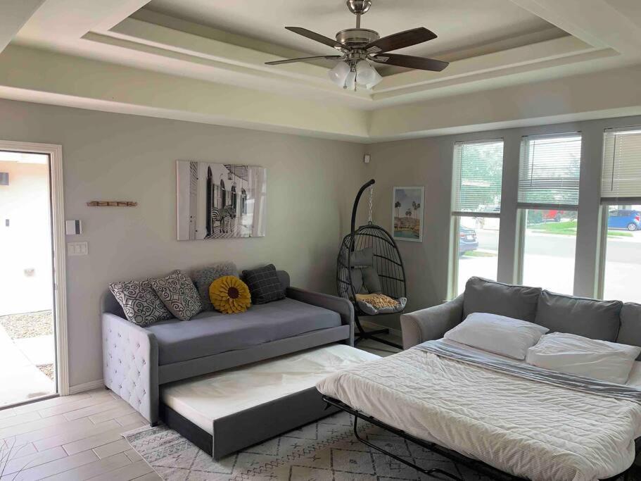 Cozy 3 Bed 2 Bath Apartment, Near Shopping Plazas, Expressway And Free Parking Edinburg Kültér fotó